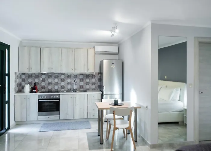 Апартаменты Elichrison Лигия